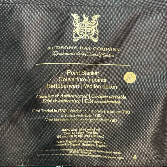 Hudson’s Bay Company HBC Stripes Green Point Blanket - Picture 5 of 7